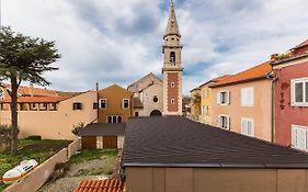 Forum 2Br Apartment In Old Town